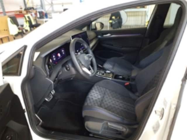 Volkswagen Golf 1.5 TSI DSG R-Line