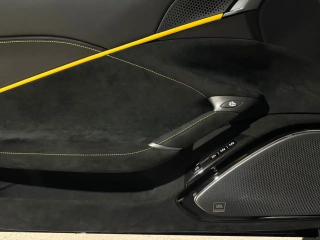 Ferrari Roma Garantie/JBL/Passenger/Carbon/ADAS/S-Lüftung