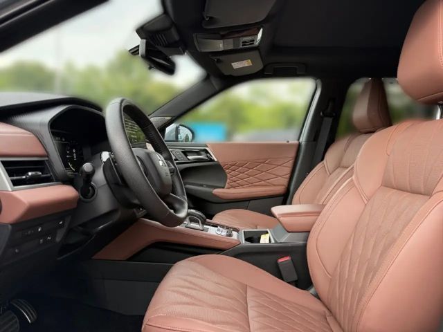 Mitsubishi Outlander 4WD PHEV