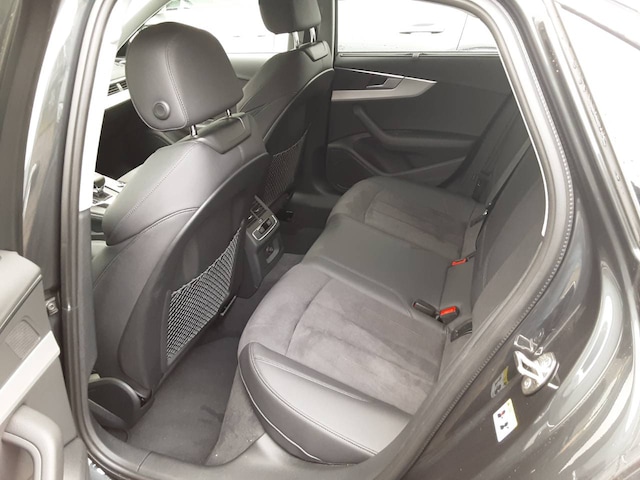 Audi A4 40 TDI Quattro S-Tronic Sedan