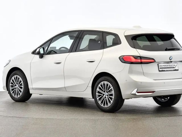 BMW 218 218d Active Tourer Sedan