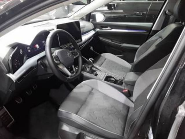 Volkswagen Golf 1.5 TSI Variant