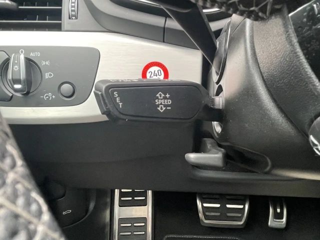Audi A4 45 TFSI Avant Quattro S-Line