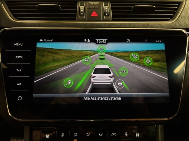 Skoda Superb 2.0 TDI Combi