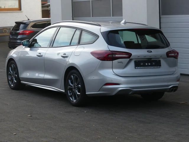 Ford Focus ST Line Wagon