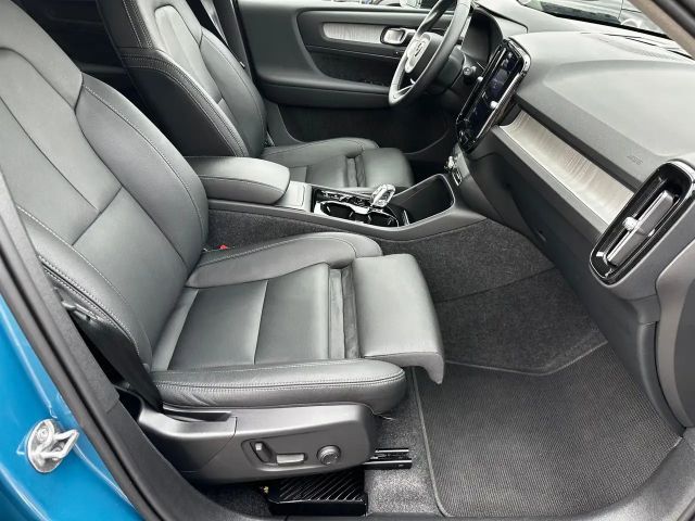 Volvo XC40 Dark Plus