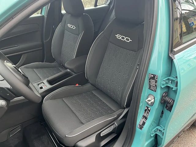 Fiat 600e Hybrid mHEV 110 6-Gang eDCT Business