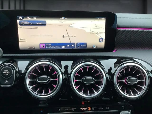 Mercedes-Benz CLA 180 Shooting Brake