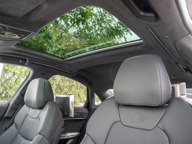 Audi S8 TFSI MATRIX PANO STANDHZ TV B&O