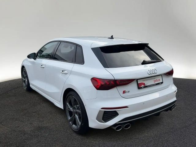 Audi S3 Quattro S-Tronic Sedan