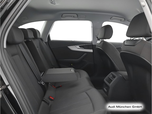 Audi A4 40 TFSI Avant S-Tronic