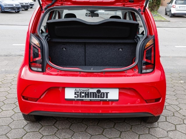 Volkswagen up! Move Move up!