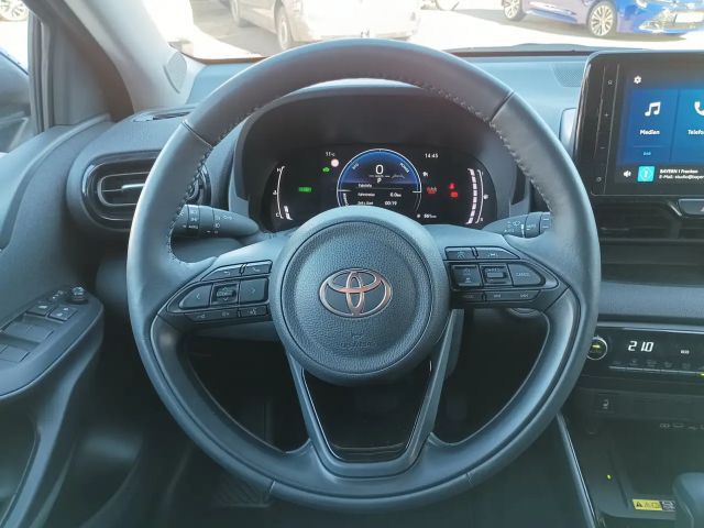 Toyota Yaris Hybride Team D