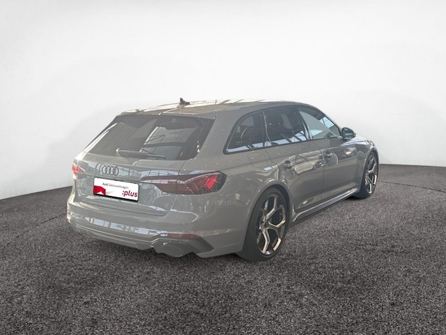 Audi RS4 Avant Quattro