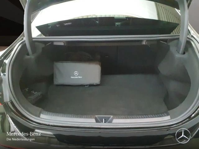 Mercedes-Benz A 250 A 250 e AMG Line