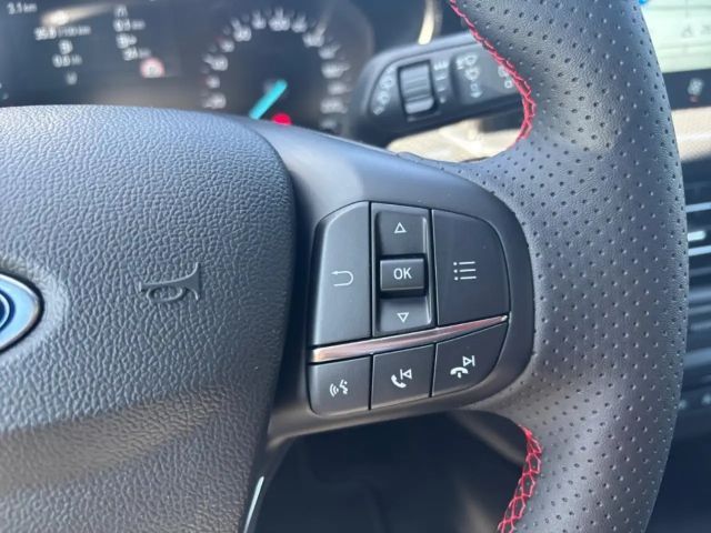 Ford Focus EcoBoost ST Line