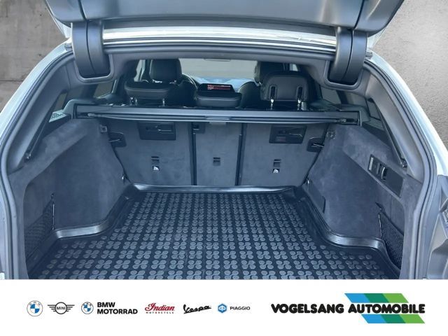 BMW 320 320d M-Sport Touring xDrive