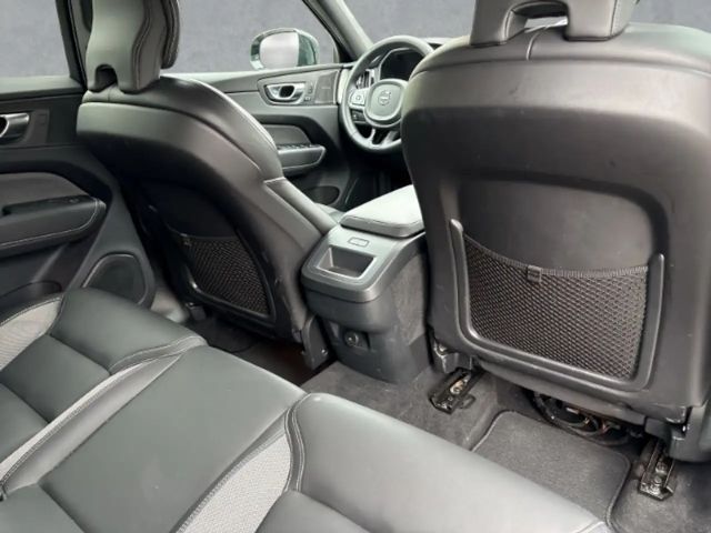 Volvo XC60 Dark Plus