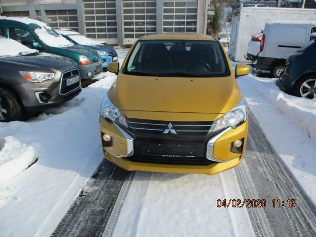 Mitsubishi Space Star Star