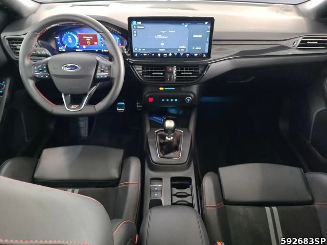 Ford Focus ST Line