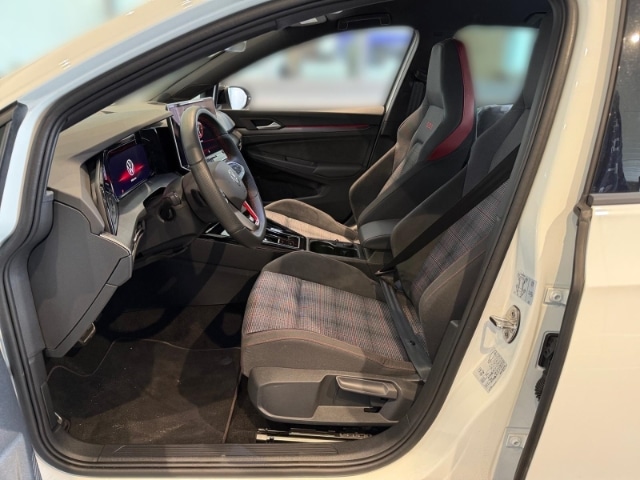 Volkswagen Golf 2.0 TSI Golf VIII IQ.Drive