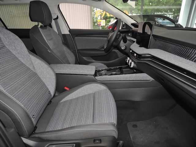 Skoda Superb 2.0 TDI Combi Selection