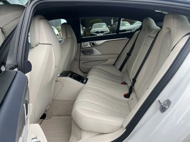 BMW M8 Competition Coupé Gran Coupé