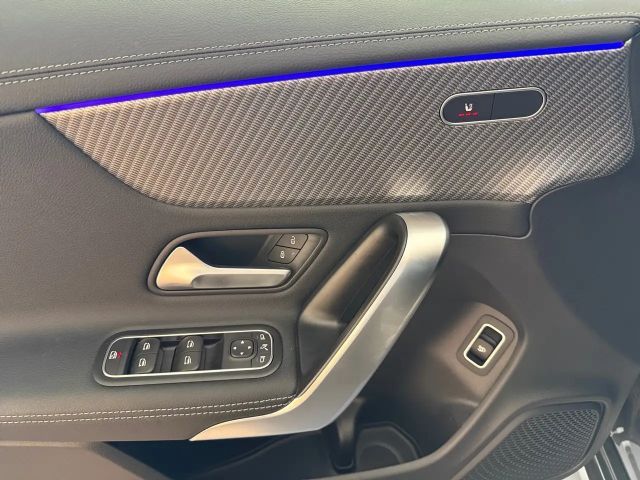 Mercedes-Benz CLA 180 CLA 180 d Coupé