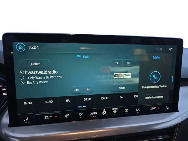 Ford Focus 1,0 125PS ACC/Kamera/LED/Navi/Winterp.     **