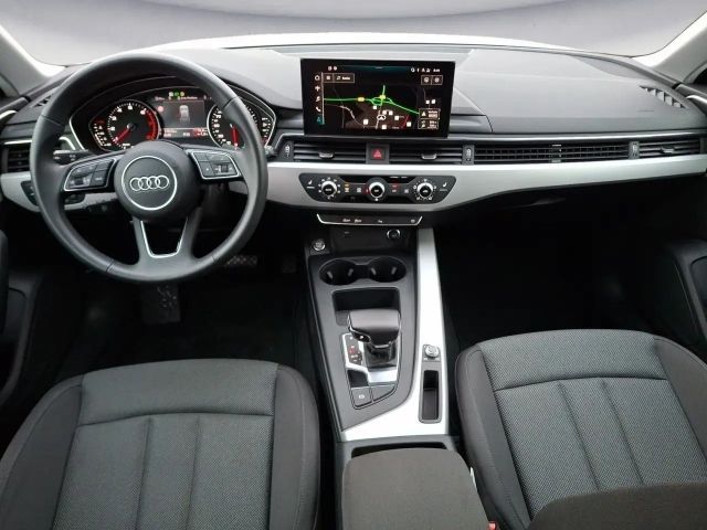 Audi A4 35 TFSI Business S-Tronic