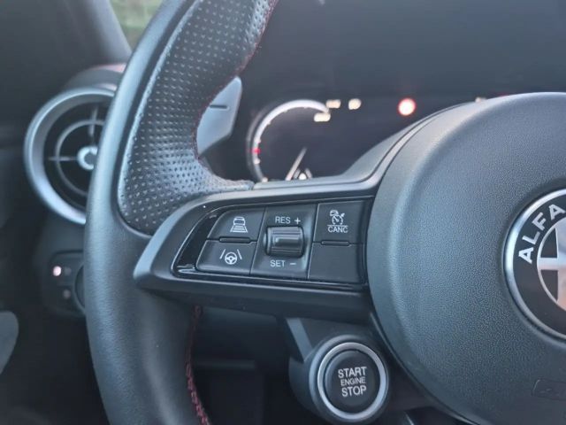 Alfa Romeo Giulia Q4