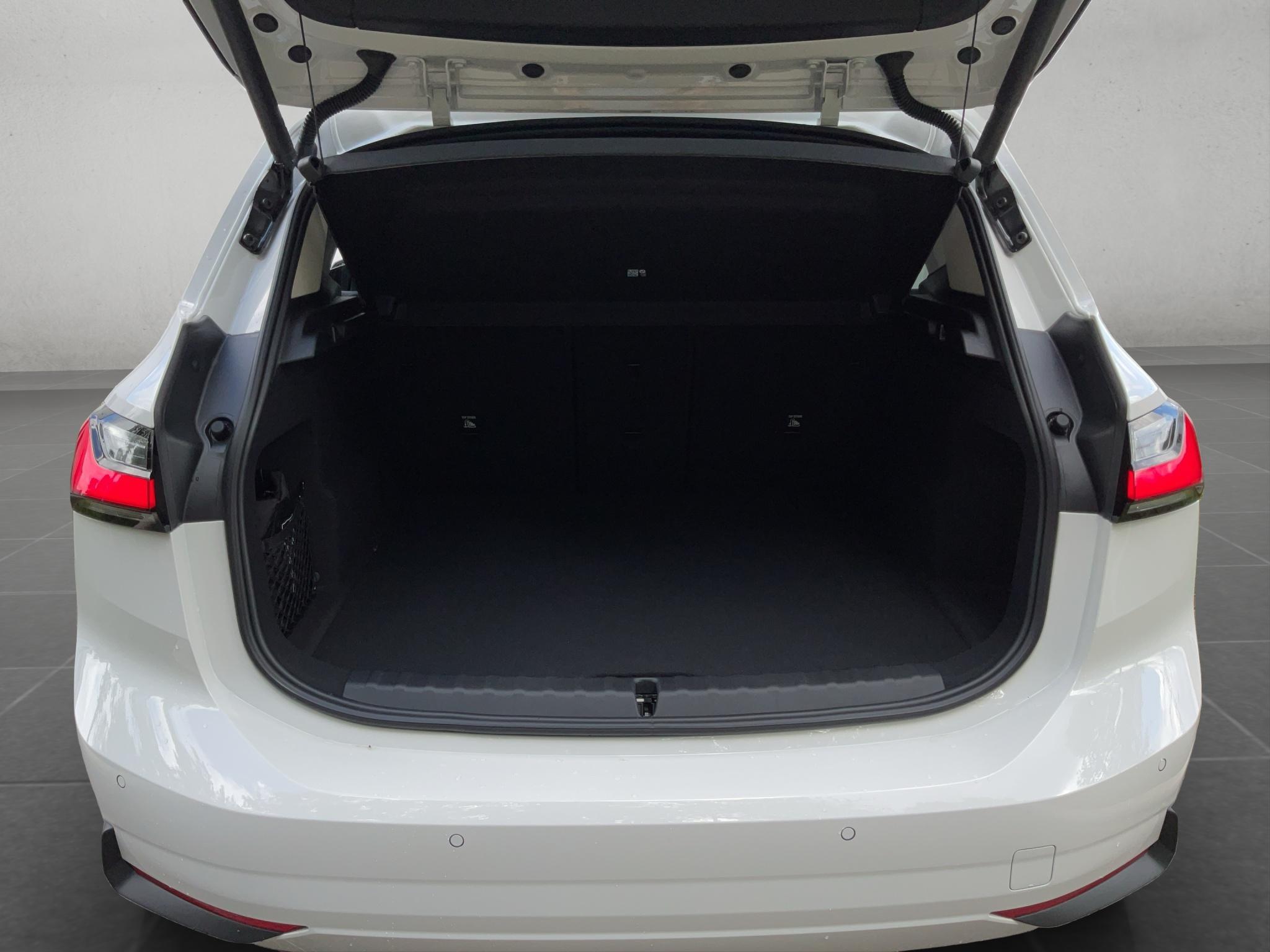 BMW 216 216i Active Tourer