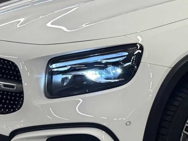 Mercedes-Benz GLB 200 AMG Line