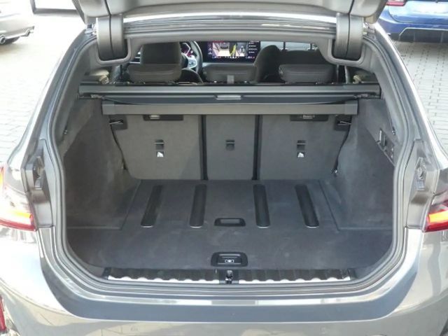 BMW 330 330d Touring xDrive