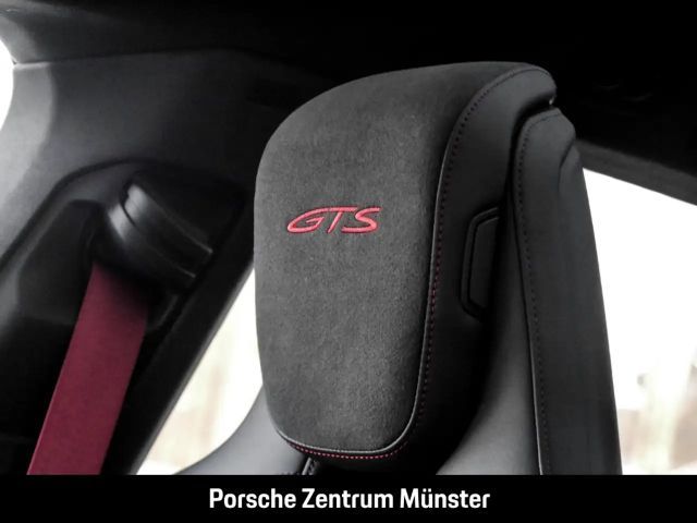 Porsche Taycan GTS Sport Turismo
