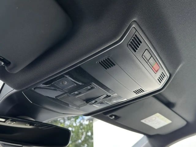 Volkswagen T-Cross 1.0 TSI DSG R-Line