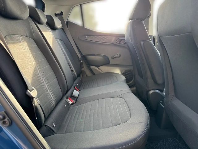 Hyundai i10 1.0 2WD Trend