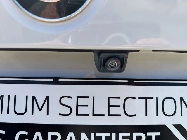 BMW 330 330i M-Sport Sedan