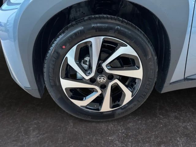 Toyota Aygo X Bi-Tone Hatchback