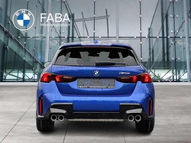 BMW 135 Sedan xDrive