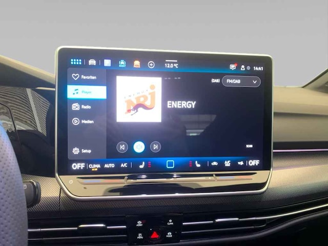 Volkswagen Golf 1.5 eTSI Golf VIII R-Line