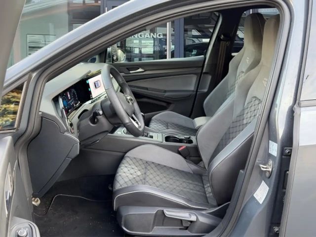 Volkswagen Golf 1.5 TSI R-Line