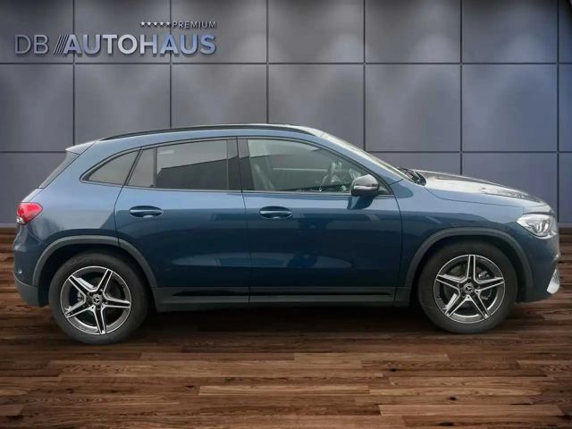 Mercedes-Benz GLA 200 GLA 200 d