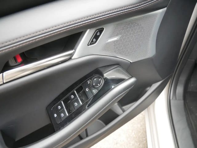 Mazda 3 SkyActiv Takumi e-Skyactiv