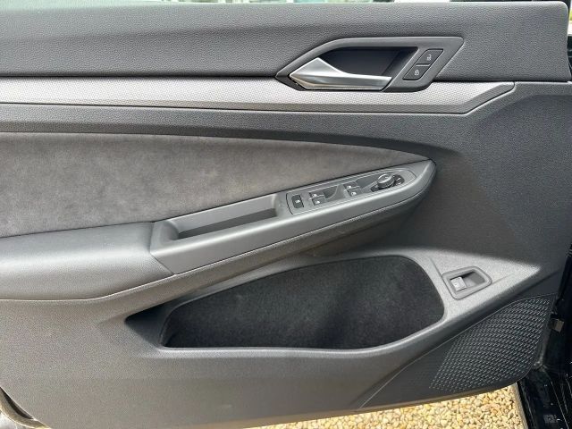 Volkswagen Golf Style eHybrid