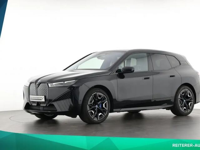 BMW iX xDrive40
