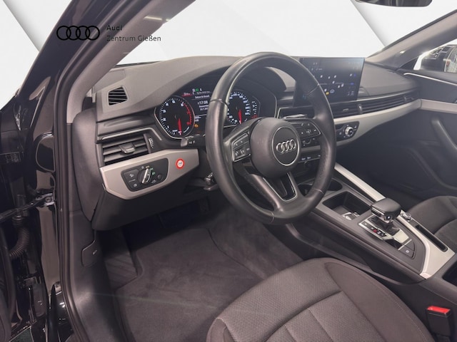 Audi A4 35 TFSI Avant S-Tronic