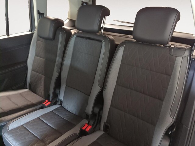 Volkswagen Touran 1.5 TSI DSG