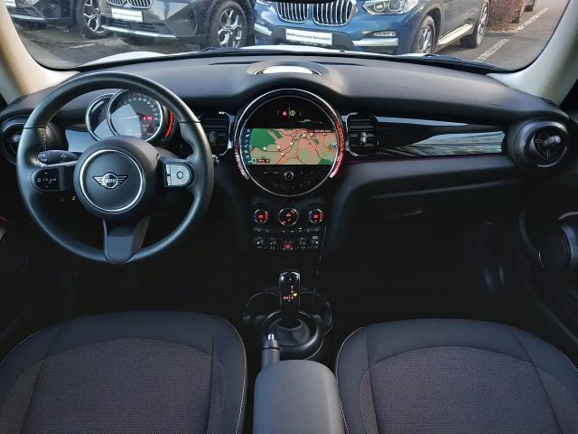 MINI Cooper Essential Trim Navi Connect Tempo DriveAss SHZ