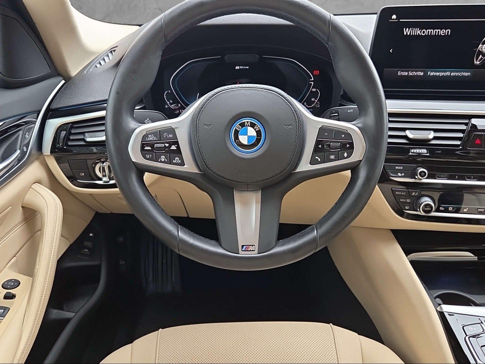 BMW 545 545e Sedan xDrive